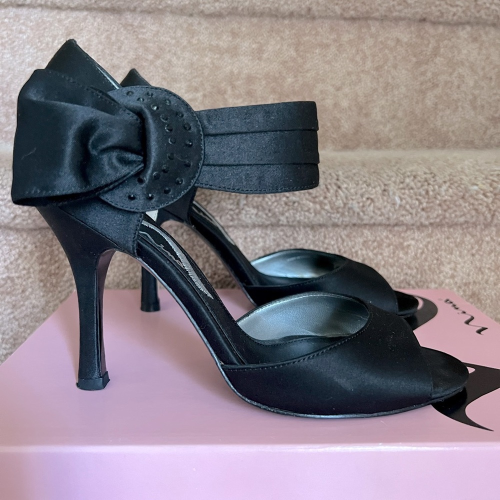 Womens Nina Size 7 Heels